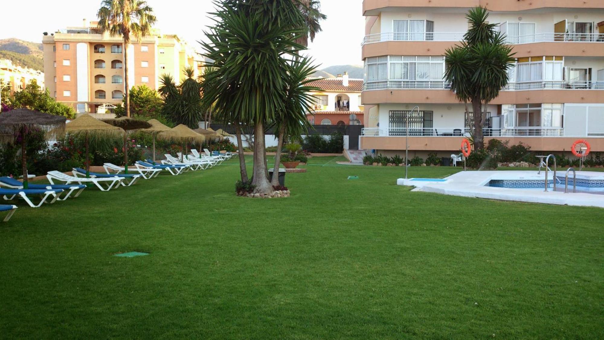 Enjoying Together Torremolinos Exterior photo